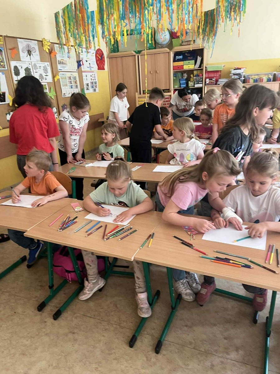 WELONKI W SZKOLE PODSTAWOWEJ NR 4
